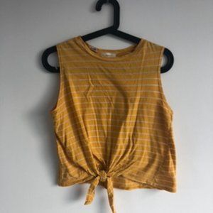 ⭐️2/20$ Yellow Stripped Crop Top with Tie